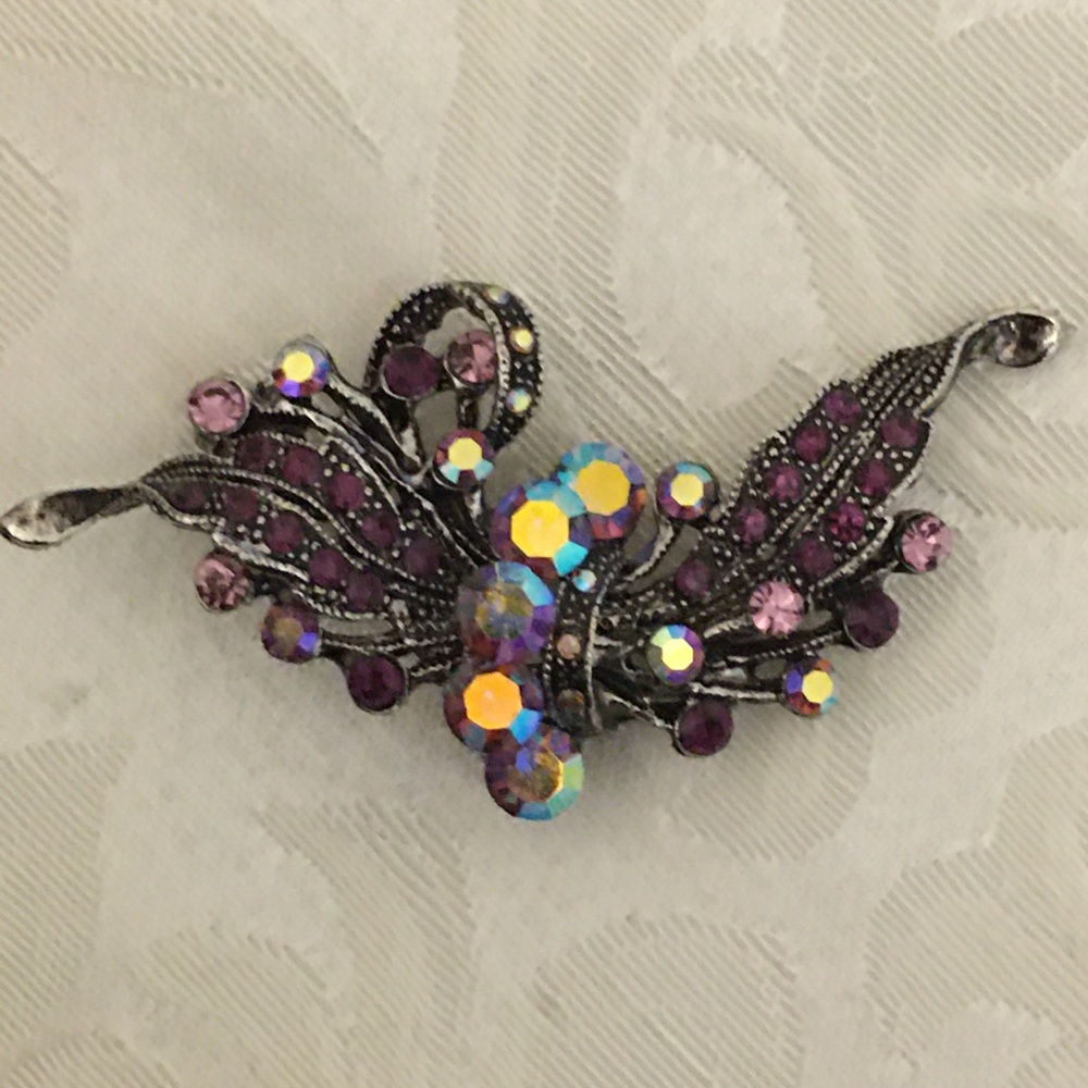 FAUX AMETHYST RHINESTONE VINTAGE BROOCH PIN